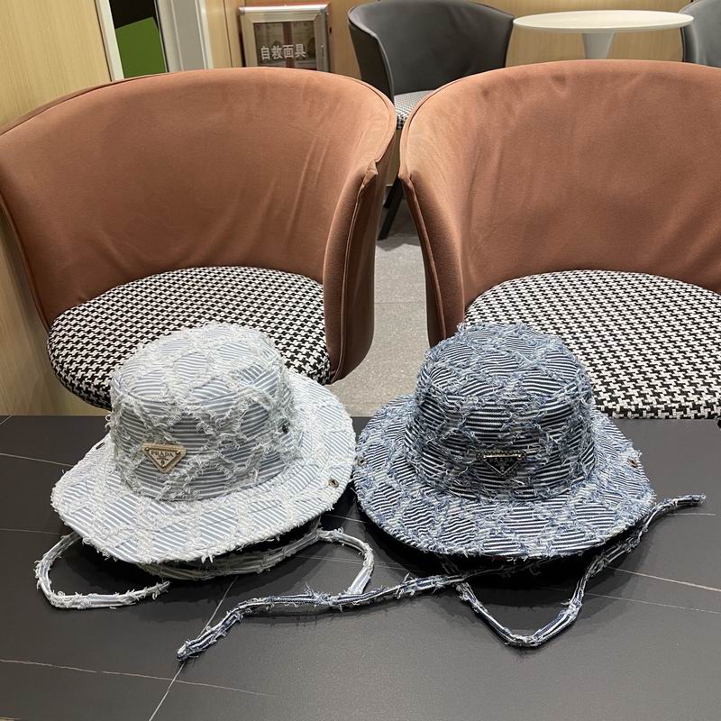 Prada hat 051705